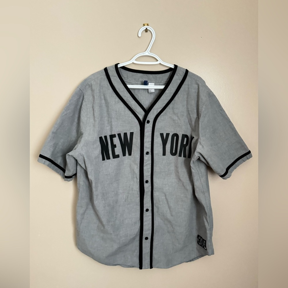 H&M New York Baseball Jersey